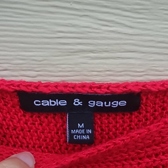 Cable & Gauge Red top - Picture 2 of 7